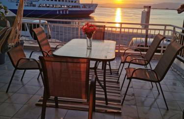 Elli's House - Photo 2