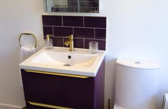 The Wave Cottage - 3 Bedroom with off road Parking for 3 Cars or Vans & EV point - Photo 33