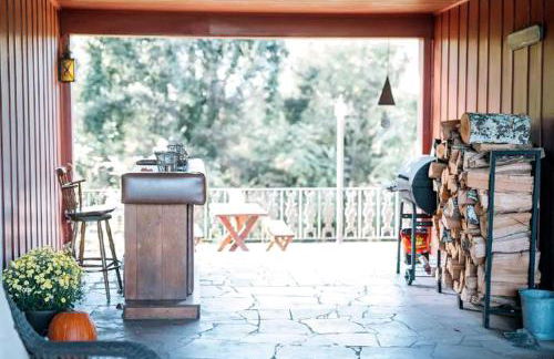 Romantic Suite Rental with Terrace and Chimenea near Gatlinburg, Tennessee - Foto 12