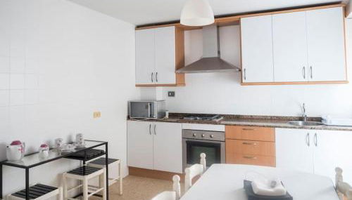 Piso luminoso en el centro de Vigo para 8 personas - Foto 3