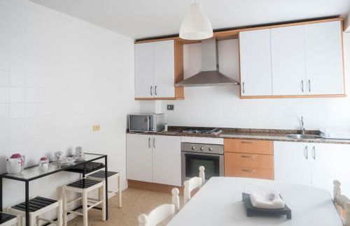 Piso luminoso en el centro de Vigo para 8 personas - Foto 3