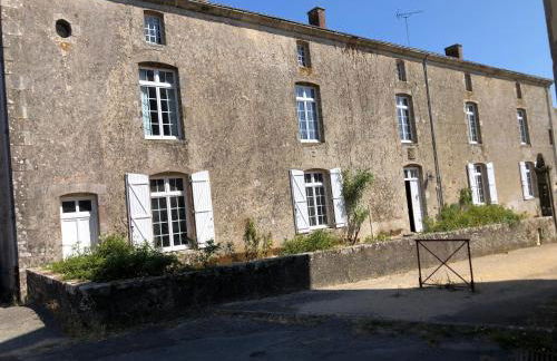 Gîte du Sacré-Coeur - Mauléon- proche Puy du fou - Foto 1