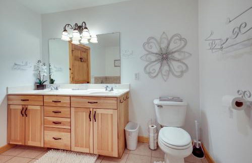 Lake Minocqua Condo with Shared Fire Pit! - Foto 15