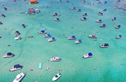 Retro by the Bay Close to Beach Eglin PetFriendly - Foto 16