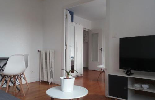 Charmant F2 avec vue, proche centre - Foto 2