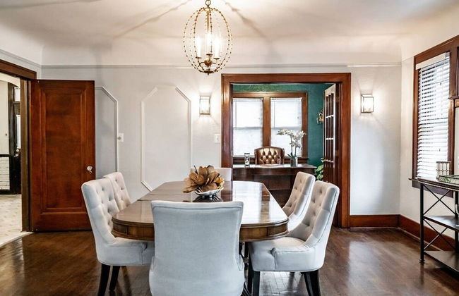 Glamorous Green Beauty in the Heart of University District 15min to Downtown - Foto 15