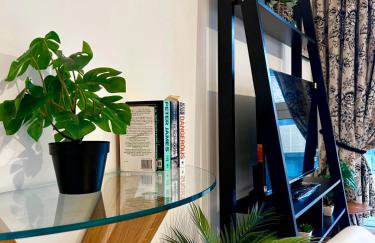 O2 Arena & Greenwich , Private Balcony , Top Floor - Foto 12