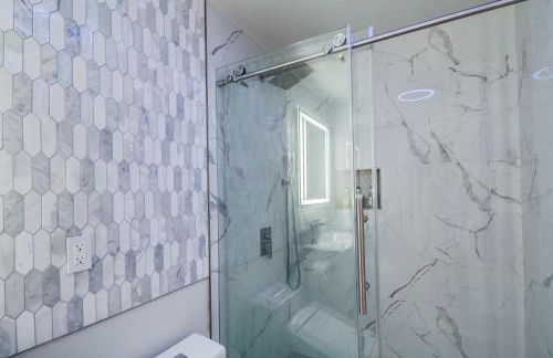 Lux Escape 3 • Views 2 Hot Tubs Games Mini Golf - Foto 31