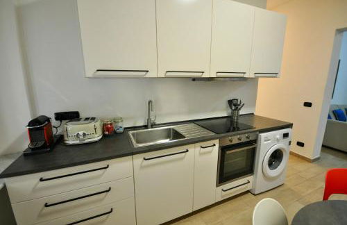 H2ome Principe, 4 camere 2 bagni, AC, vicino alla stazione Principe - Photo 3