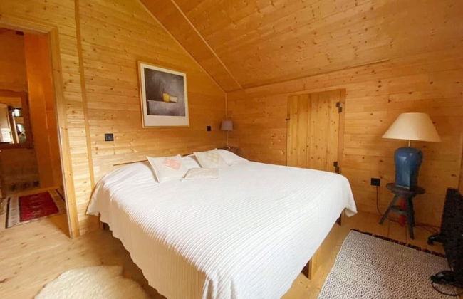 Chalet in Rossiniere Near Glacier & Lake - Foto 4