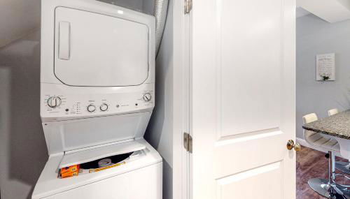 Cape Arundel House - Photo 2