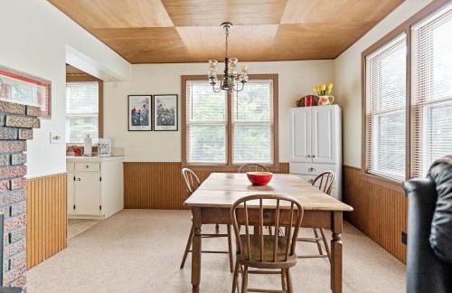 The Bott Cott: Cozy 3-Bedroom Retreat in Grand Haven - Foto 14
