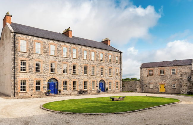 Beautifully Restored Soldier s Barracks to Sleep 10 People - Foto 1