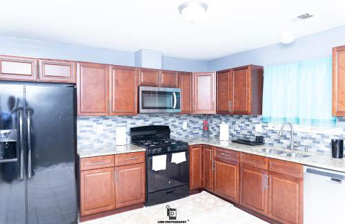 Beautifully Designed & Spacious Apartment in Newark 10mins from EWR Airport, Close to NYC and Beth Israel Hospital - Foto 47