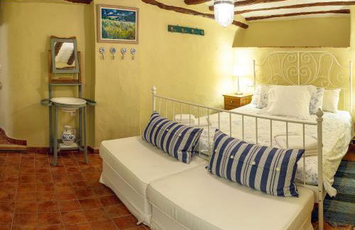 Experience the Rural Spain With Wine, Activities and More at Sidro & Co - Foto 3