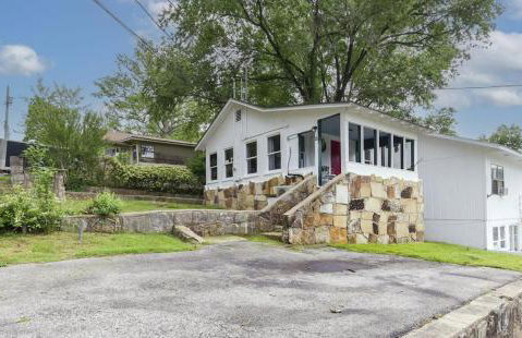 Historic Water Edge #6 - Lakeview - Photo 22