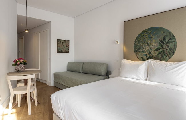 Lisbon Serviced Apartments Madalena - Photo 24