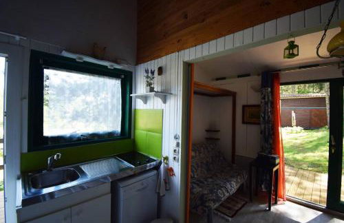 Petit chalet au Lac de Goulens avec piscine commune - 2 adultes et 1 enfant - Foto 14