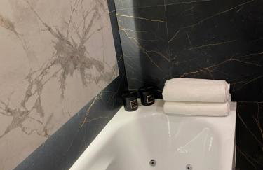 Family & Business Sauna Tężnia Apartments No18 Leśny nad Zalewem Cedzyna -1 Bedroom with Private Sauna, Bath with Hydromassage , Terrace, Parking, Catering Options - Foto 18