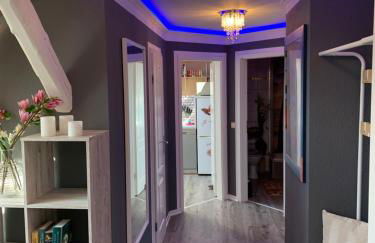 Best-Preis Ferienwohnung mit Netflix, Self-Check-In, eBike Ladestation im Fahrradraum, WLAN - direkt am Elberadweg im Herzen von Wittenberge - Foto 1