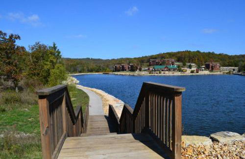 Couples Condo Retreat Overlooking Golf Course - Foto 34