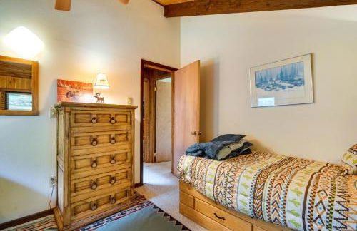 Jamaica Vacation Home with Deck 8 Mi to Skiing! - Foto 18