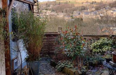 The Cabin - Great Views, Garden, Netflix, Near Town - Photo 18