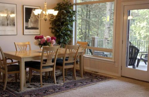 Secluded and Spacious Family Cabin Rental on Hayden Lake, Idaho - Foto 3