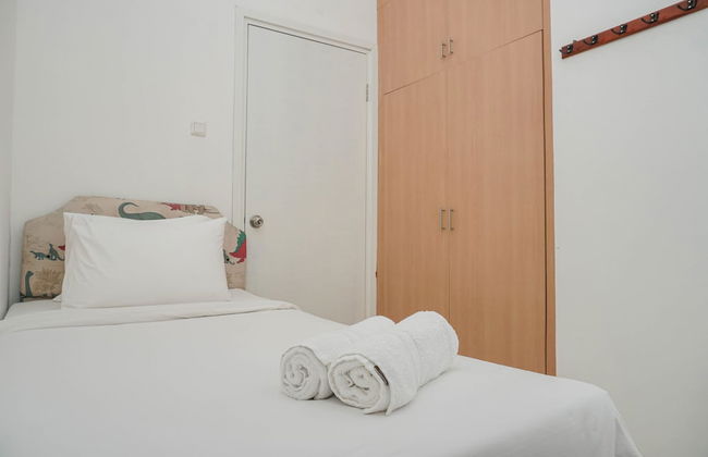 Fully Furnished with Comfortable 2BR Grand Palace Kemayoran Apartment - Photo 5