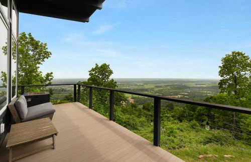 Modern Escape w Mountain Views Fire Pit & Swing - Foto 1