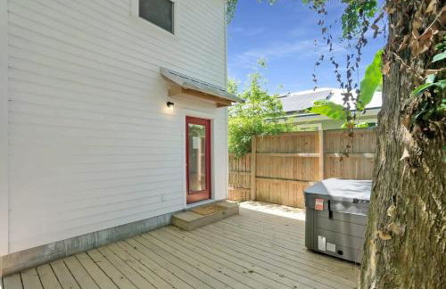 Downtown Home with Hot Tub, BBQ, Near Ice Plant! - Foto 18