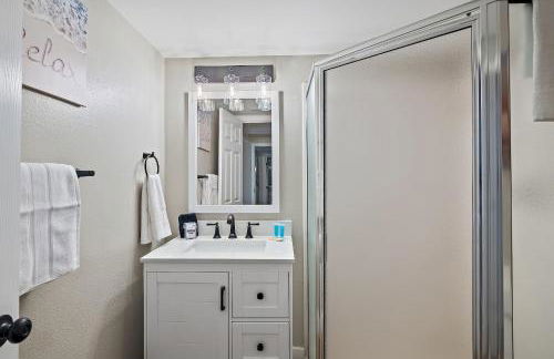 Pelican Beach Resort Destin - Photo 7