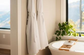 The Spruce Villa where luxury meets nature - Foto 45