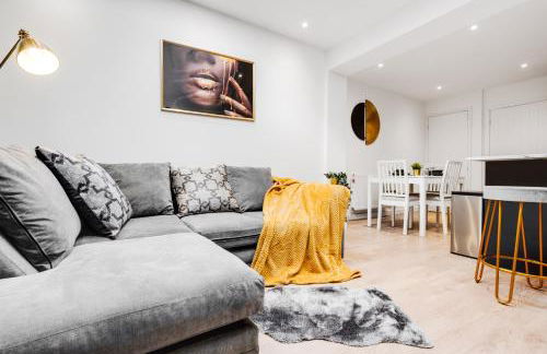 Dazzling & Modern 4bd - Coop LIVE - Etihad - Parking - Foto 25