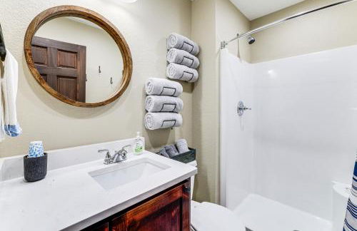 Stunning Views! Table Rock Lake Cabin Near Marina - Foto 16