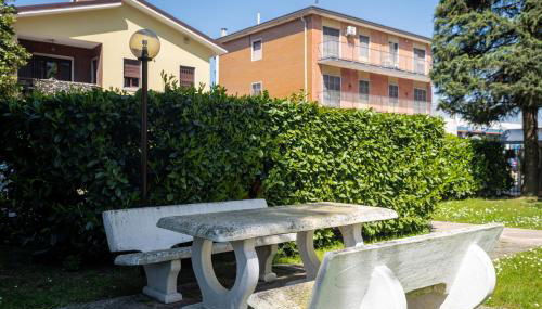 Casa Ariosto - Forum Assago and Humanitas - Private Parking - Foto 4, Garden