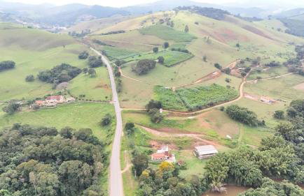 SÍTIO VALE DO RIO VERDE - Photo 32