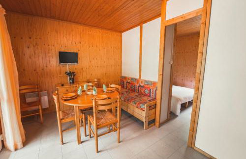 Village de Gîtes des Chalets du Camping du Golf - Foto 19