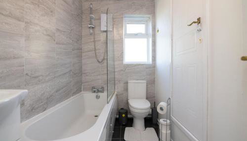 Modern Two Bedroom House with Parking - Foto 2