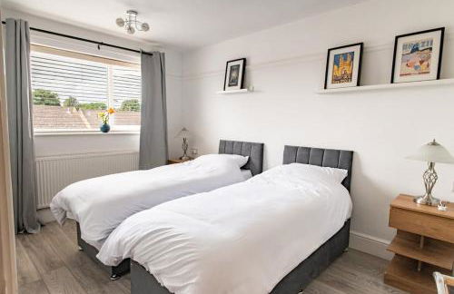 3 Bedroom Home - Free Parking - Sleeps 5 - Castle - Foto 18