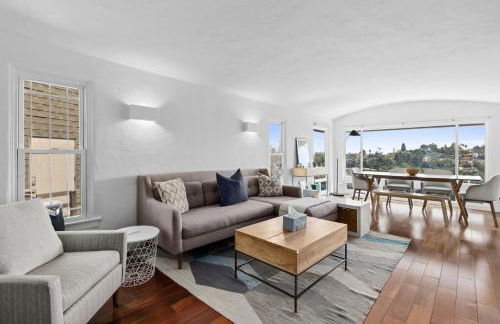 Spectacular Views and Tranquil Retreat in Los Feliz - Foto 3