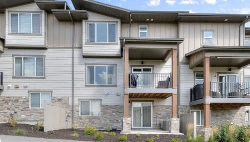 Golden Sunsets in Majestic Peaks - Foto 1