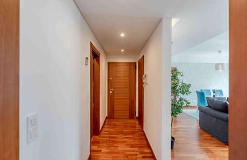 Modern 2 bedroom apt 20 min from city center - Foto 49