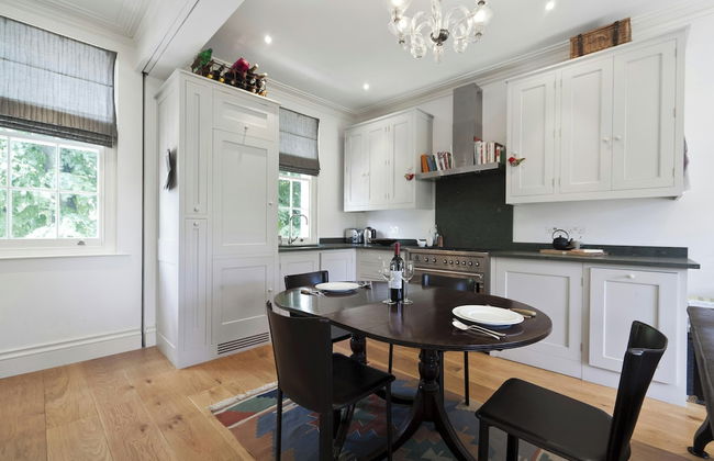 St Anns Road by Onefinestay - Photo 5