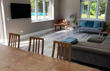 Luxury house with pool and hot tub - sleeps 16 - Foto 17