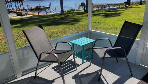 Camp St. Cabanas Unit 2 on Lake Dora - Foto 4