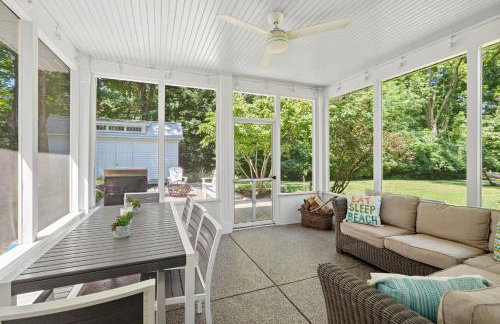 Whispering Arbor by Juniper Holiday + Home - Foto 3