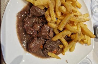 Airport Paris Eiffel Tower Center Roissy CDG - Foto 67