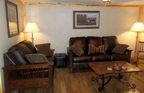 Lovely Log Cabin in the Woods with Hot Tub near the Red River Gorge in Kentucky - Foto 3