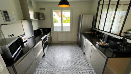 Maison tout confort avec jardin - Plage à 12mn à pied & Centre à 5mn - Photo 5, stove, dishwasher, toaster